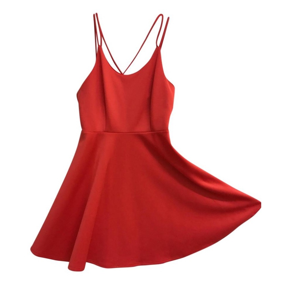 SOLD🛍 Sexy Flowy Red Dress With Thin Straps